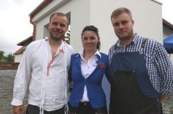 Pavel Kučera s manželkou a jeho bratr Martin.